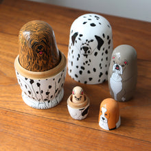 画像をギャラリービューアに読み込む, 犬のマトリョーシカ Partners(パートナーズ)