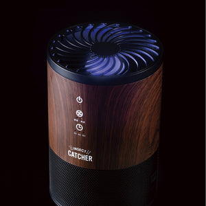 落ち着いた木目柄のLED蚊取り捕虫器 AIC-40M