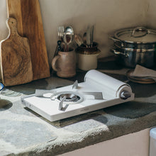 画像をギャラリービューアに読み込む, テーブルで楽しむ料理の可能性を広げるカセットコンロ BALMUDA Table Stove