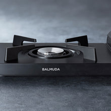 画像をギャラリービューアに読み込む, テーブルで楽しむ料理の可能性を広げるカセットコンロ BALMUDA Table Stove