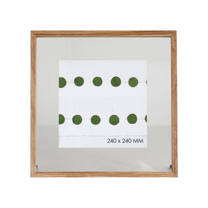 余白が写真を引き立たせる 正方形のフレーム CAN-03