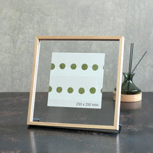 画像をギャラリービューアに読み込む, 余白が写真を引き立たせる 正方形のフレーム CAN-03