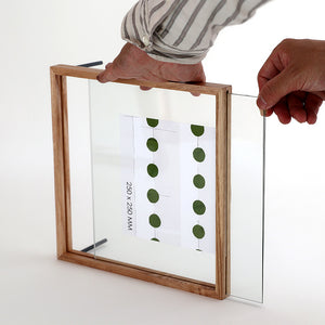 余白が写真を引き立たせる 正方形のフレーム CAN-07