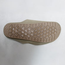 画像をギャラリービューアに読み込む, 幅広いファッションや空間にマッチするデザインの携帯スリッパ COTKA(コトカ)