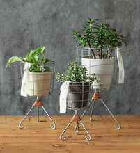 画像をギャラリービューアに読み込む, お気に入りの鉢をそのまま入れるだけで様になる Dusaule スタンドポットカバー
