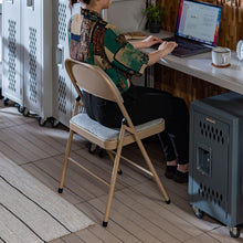 画像をギャラリービューアに読み込む, オフィスワークやテレワークなど、様々なシーンで活躍する フォールディングチェア
