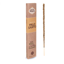 画像をギャラリービューアに読み込む, パイン材に香り豊かで神聖なパロサントチップをふんだんにまぶした、自然の恵みを詰め込んだお香 INCENSE PALO SANTO 8本入り /Sagrada Madre(サグラダマドレ)