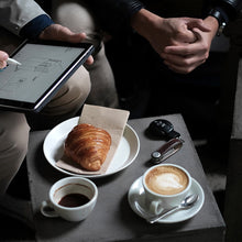 画像をギャラリービューアに読み込む, 使うほどに美しさを楽しめる牛革のキーケース Key Organiser Leather(キーオーガナイザー レザー)