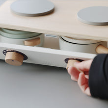 画像をギャラリービューアに読み込む, 音も動きも楽しい、お子さまの創造力を引き出す木製のキッチンセット KURUKURU COOKER(クルクル クッカー)