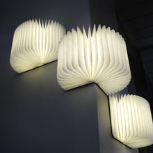 画像をギャラリービューアに読み込む, 本を開くと幻想的な温かみのある光が広がるライト Lumio Lito(リト)