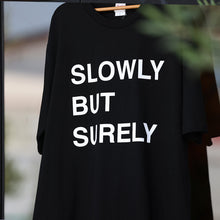 画像をギャラリービューアに読み込む, 【MAG.オリジナル】Tシャツ SLOWLY BUT SURELY