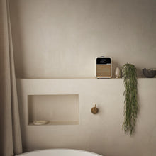 画像をギャラリービューアに読み込む, コンパクトなボディから放たれる高音質サウンド Ruarkaudio「R1mk4」Deluxe Bluetooth Radio