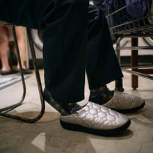 画像をギャラリービューアに読み込む, 普遍と個性をあわせ持つ、サークルキルティングデザイン SUBU(スブ)ORIGINALS CIRCLE