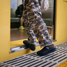 画像をギャラリービューアに読み込む, 寒い冬でも素足で履ける暖かいサンダル SUBU(スブ)ORIGINALS F-LINE