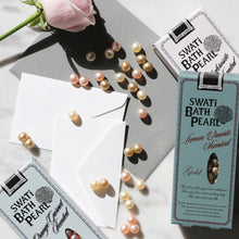 画像をギャラリービューアに読み込む, パールが浮かぶバスタイム SWATi BATH PEARL/Sサイズ 30粒入り(スワティー バスパール)