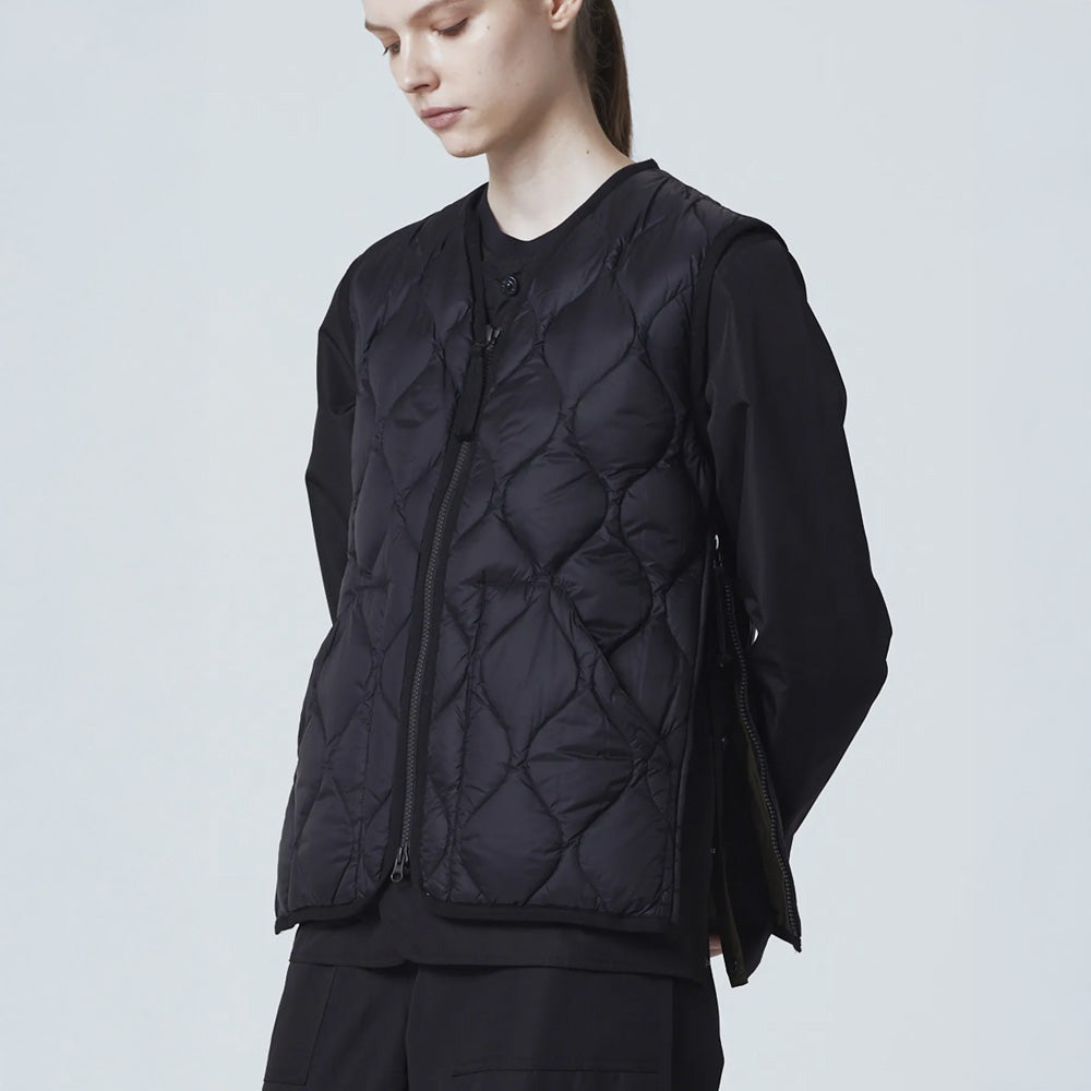 柔らかい生地を使用した、着心地◎ミリタリーダウン TAION ミリタリー VネックWジップ ダウンベスト-ソフトシェル(TAION-001ALSZML-1)