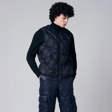 画像をギャラリービューアに読み込む, 柔らかい生地を使用した、着心地◎ミリタリーダウン TAION ミリタリー VネックWジップ ダウンベスト-ソフトシェル(TAION-001ALSZML-1)