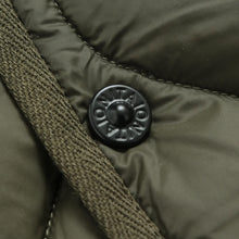 画像をギャラリービューアに読み込む, 柔らかい生地を使用した着心地◎のミリタリーダウン TAION ミリタリー クルーネック ダウンベスト-ソフトシェル(TAION-004ALSBML-1)