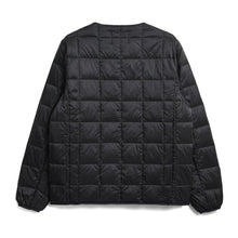 画像をギャラリービューアに読み込む, 軽くて暖かく着回しやすいシンプルなデザイン TAION ベーシック クルーネックボタン インナーダウンジャケット(TAION-104)