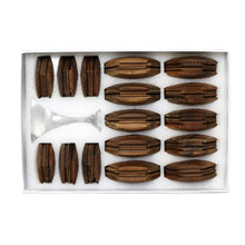 画像をギャラリービューアに読み込む, 天然木の立体パズルのように組み上げるサッカーボール型トロフィー TEAK SOCCER BALL