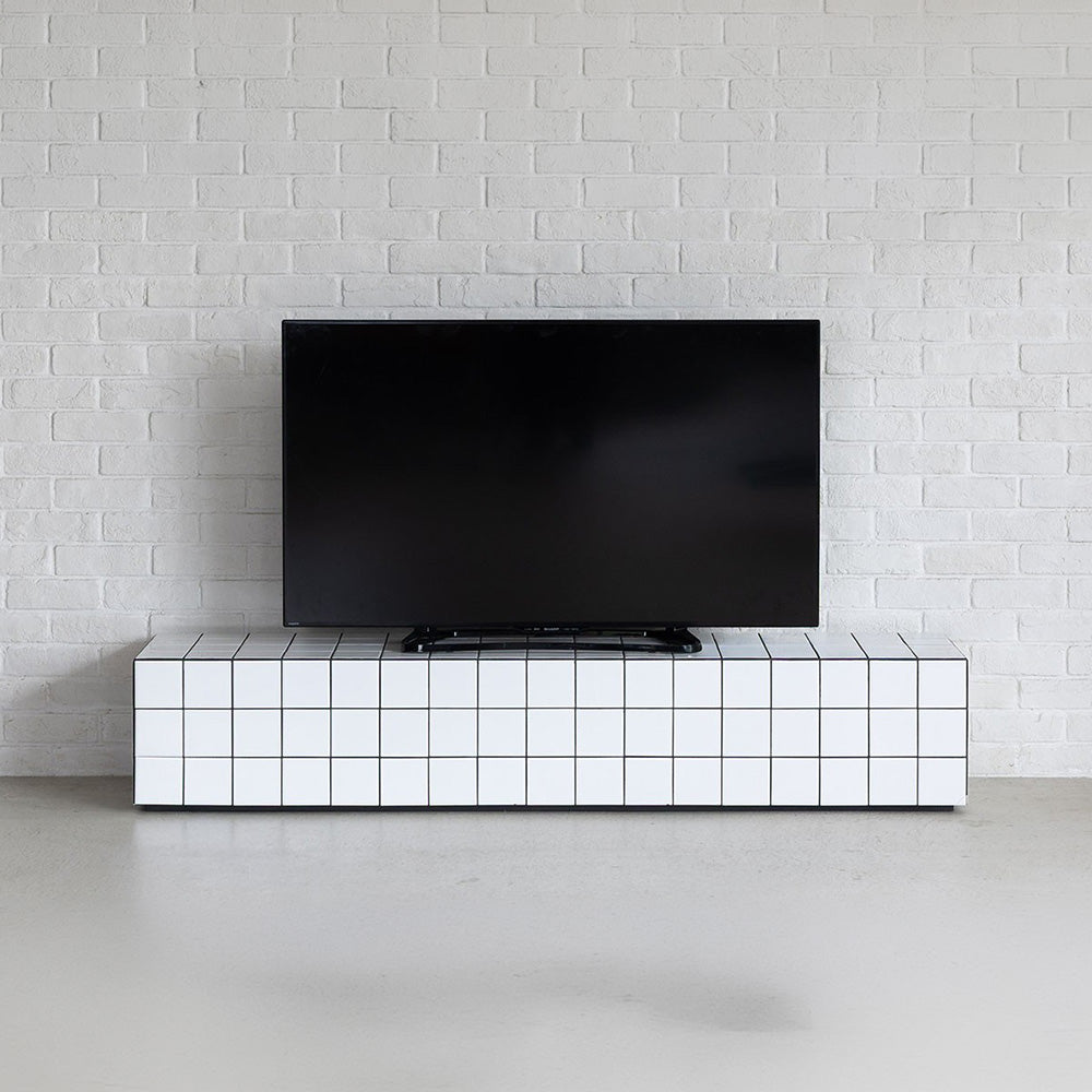 本物のタイルを貼り込んだ テラ ローボード