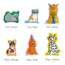 画像をギャラリービューアに読み込む, 日々を楽しんでいるペット達をテーマにしたクッション The Enjoy C&D Club Cushion(エンジョイ C&D クラブ クッション)