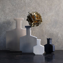 画像をギャラリービューアに読み込む, 壁面に飾れる花瓶 Travis(トラビス)