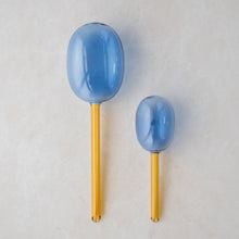 画像をギャラリービューアに読み込む, 水やり後、土の水分が不足したら自動的に水が排出される TWO TONE WATER DISPENSER(ツートーン ウォーター ディスペンサー)