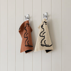 耐久性に優れ 毛羽立ちも少ない WARMGREY TAIL の HAND TOWEL(ハンドタオル)