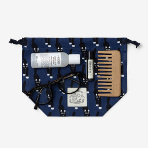 たっぷり収納 簡単に開け閉めできるポーチ WARMGREY TAIL の STRING POUCH