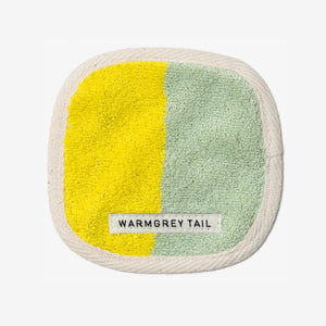1つ1つデザインが異なる WARMGREY TAIL の TOWEL COASTER(タオルコースター)