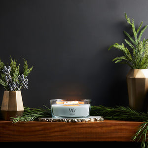 暖炉のように"パチパチ"と音を立てながらゆらめく炎が心地良いキャンドル WoodWick(ウッドウィック) ハースウィック