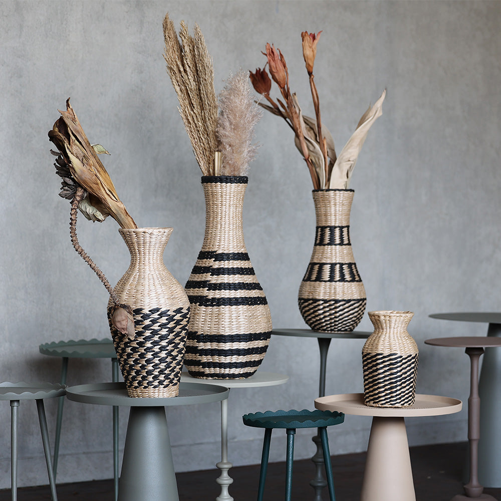 54％OFF！】黒を纏ったモダンアフリカンなラタンベース Yanis（ヤニス