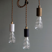 画像をギャラリービューアに読み込む, シンプルで活用度の高いライト LONDON Pendant Light