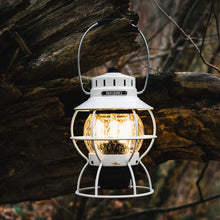 画像をギャラリービューアに読み込む, 【40%OFF】クラシックな雰囲気のLEDライト Barebones(ベアボーンズ)レイルロードランタンLED