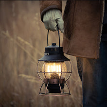 画像をギャラリービューアに読み込む, 【40%OFF】クラシックな雰囲気のLEDライト Barebones(ベアボーンズ)レイルロードランタンLED