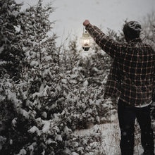 画像をギャラリービューアに読み込む, 【40%OFF】クラシックな雰囲気のLEDライト Barebones(ベアボーンズ)レイルロードランタンLED