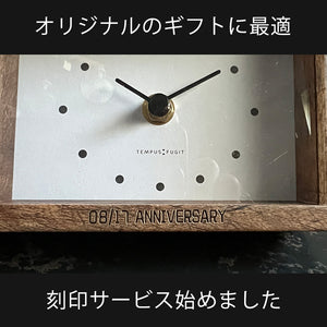 フォトフレームと時計がセットになった BIT4(ビットフォー)