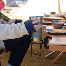 画像をギャラリービューアに読み込む, がっちり固定の安定感、無骨で力強い万力型ホルダー BOTTLE CLAMPER(ボトル クランパー)