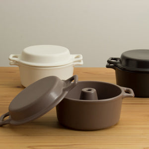 焼きたての自家製パンが楽しめるお手頃サイズの パン焼き器