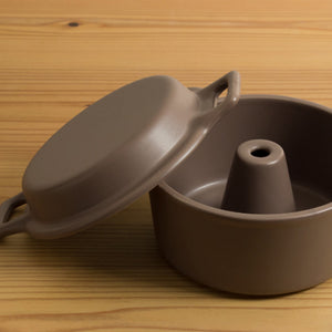 焼きたての自家製パンが楽しめるお手頃サイズの パン焼き器