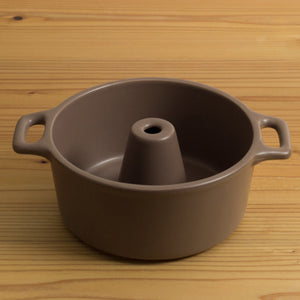 焼きたての自家製パンが楽しめるお手頃サイズの パン焼き器