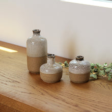 画像をギャラリービューアに読み込む, 土と釉薬のバランスが心地よい一輪挿し Bron(ブロン)