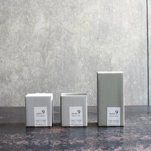 画像をギャラリービューアに読み込む, 土と釉薬のバランスが心地よい一輪挿し Bron(ブロン)