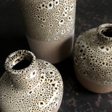 画像をギャラリービューアに読み込む, 土と釉薬のバランスが心地よい一輪挿し Bron(ブロン)