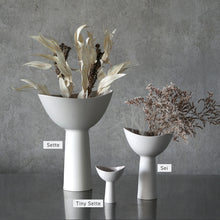 画像をギャラリービューアに読み込む, 【52%OFF!】知らない街が出来ていくようなフラワーベース Caccia9 Sette(カッチャナイン セッテ)