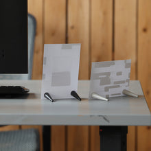 画像をギャラリービューアに読み込む, カードも写真も簡単に飾れるフォトスタンド CARLO(カルロ)