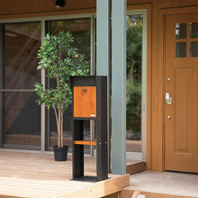 画像をギャラリービューアに読み込む, ガルバリウムの外壁やナチュラルな木目のお宅にピッタリな STAND POST(スタンドポスト)