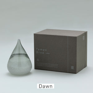 天候の変化で結晶の形が変わる しずく型のオブジェ Tempo Drop mini(テンポ ドロップ ミニ)