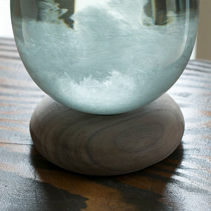 天候の変化で結晶の形が変わる たまご型のオブジェ Tempo Pulse(テンポ パルス)